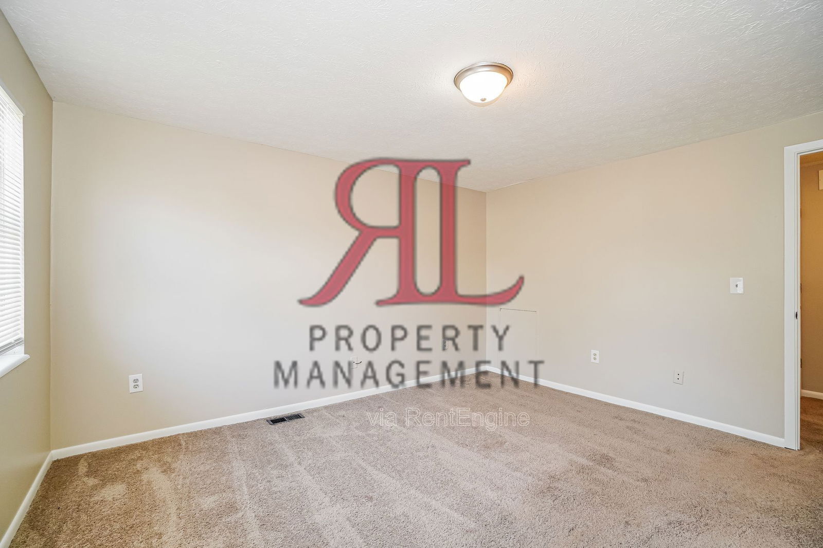 Building Photo - 1467 Worthington Row Dr