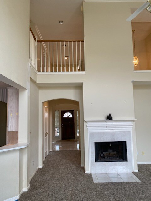 Building Photo - 15326 Foster Spring Ln