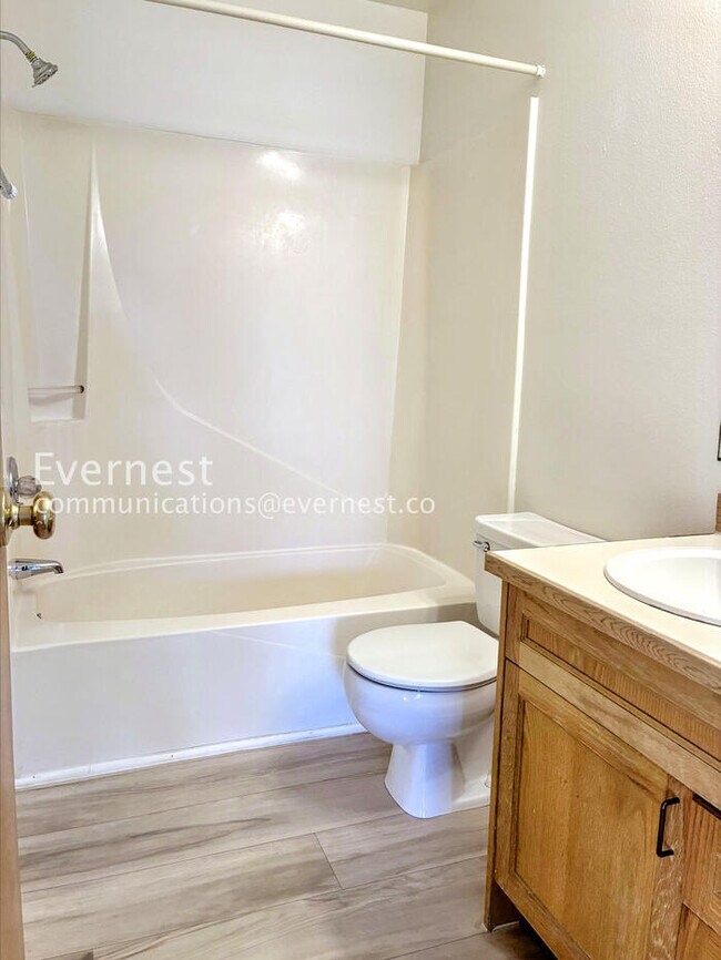 Building Photo - 1812 17th St