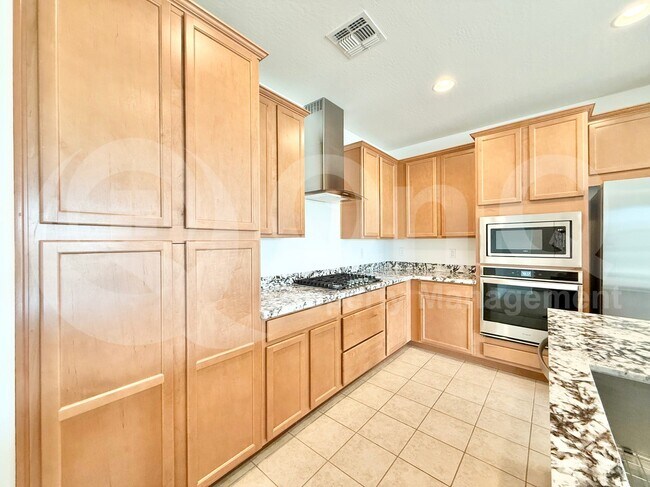 Building Photo - 40785 W Agave Rd