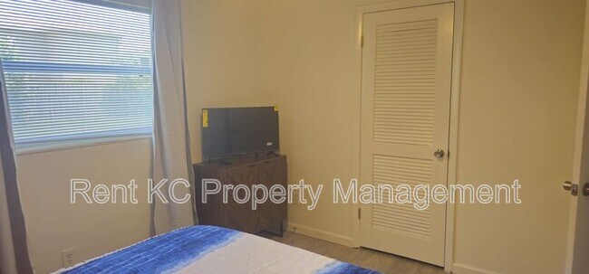 Building Photo - 589 Coconut St