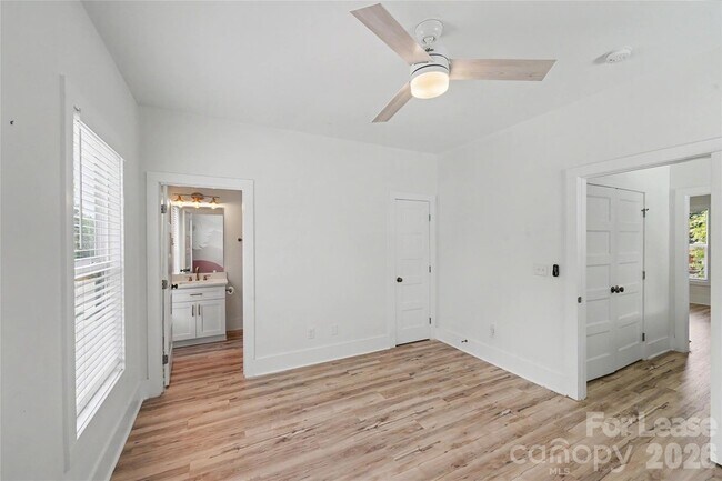 Building Photo - 1521 Walton Rd