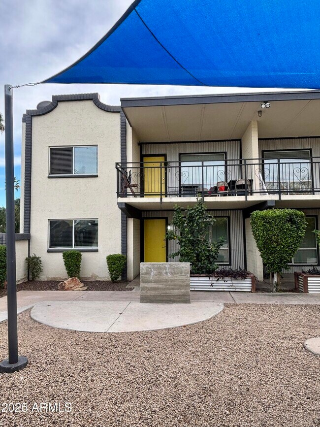 Building Photo - 6730 N 17th Ave