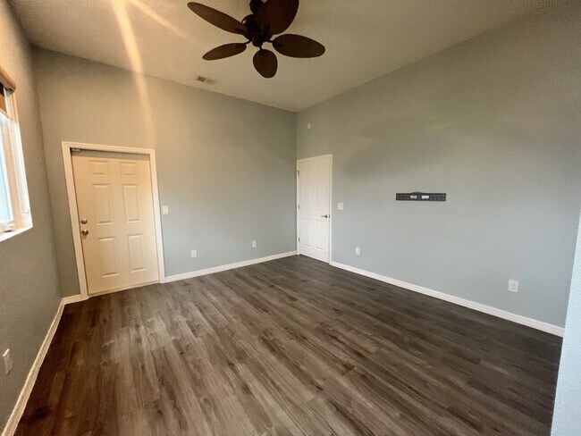 Building Photo - 480-490 90th Street Ocean