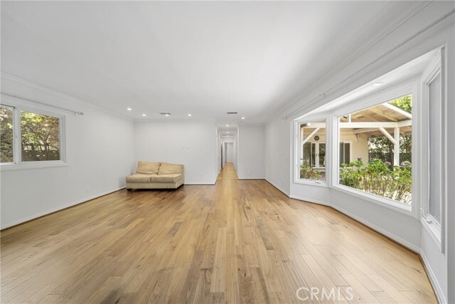 Building Photo - 4542 Collett Ave