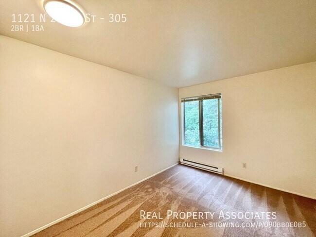 Building Photo - 1121 N 200th St
