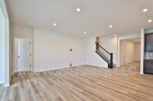 Building Photo - 1693 Zucchina Dr