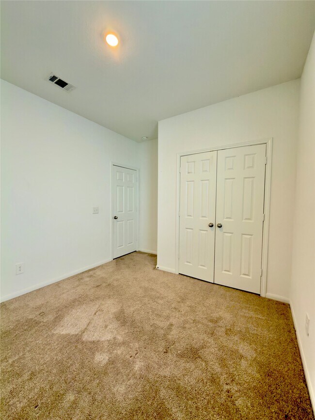 Building Photo - 10647 Cashew Run Ln