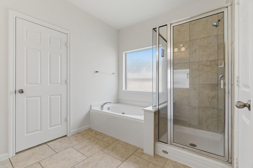 Building Photo - 20203 Windsor Trace Ln