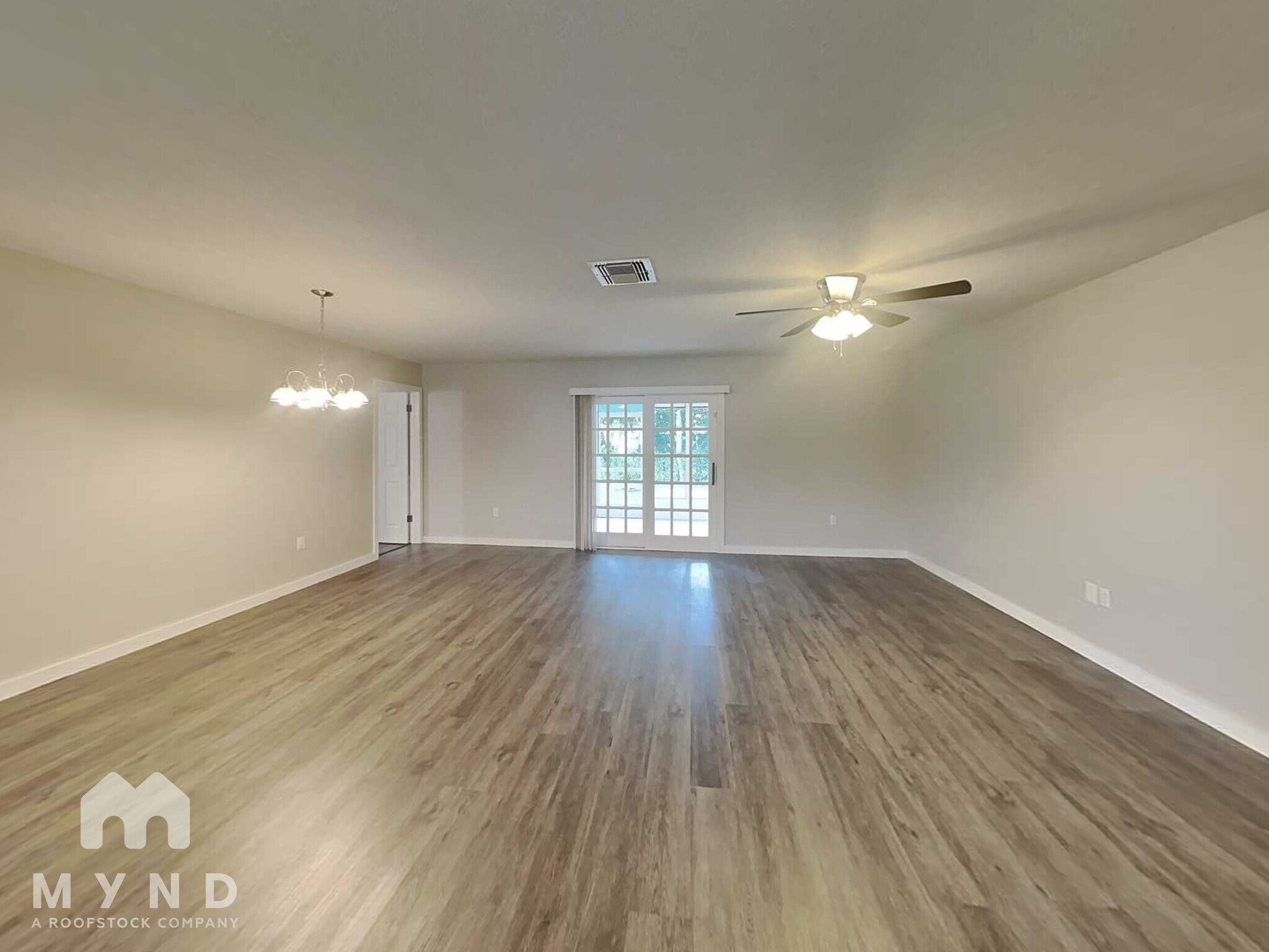 Building Photo - 8610 Sagewood Dr