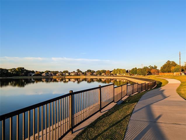 Building Photo - 449 Phillips Dr