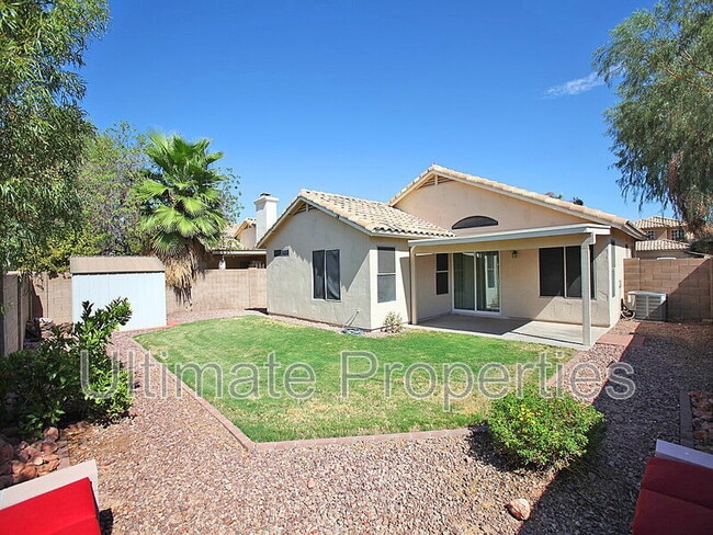 Building Photo - 7455 W Crest Ln