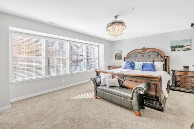 Building Photo - 4951 Old Main St