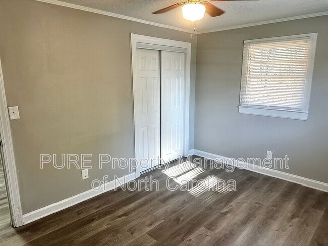 Building Photo - 504A Moore Dr