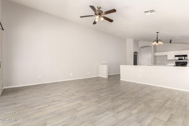 Building Photo - 8328 W Forest Grove Ave