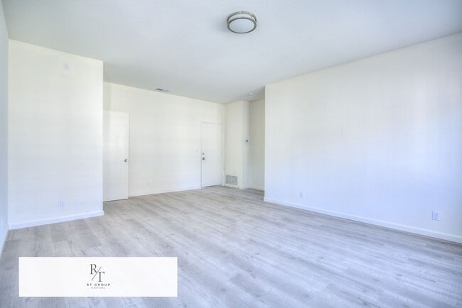 Building Photo - Welcome to this beautifully renovated home...