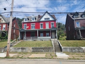Building Photo - 446 Airbrake Ave