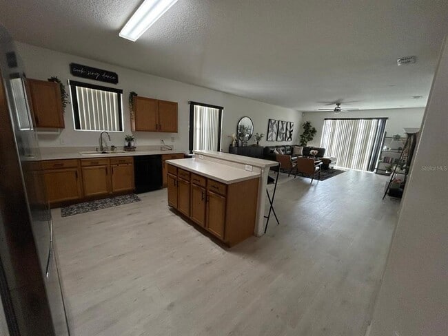 Building Photo - 347 Cotswold Cir