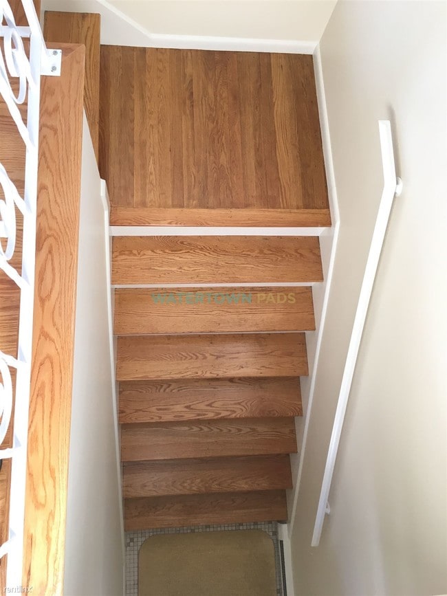 Building Photo - 40 French St