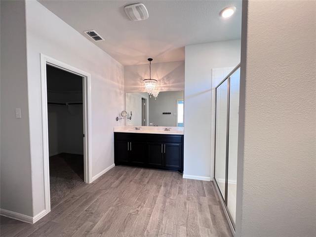 Building Photo - 617 Blacktail Dr