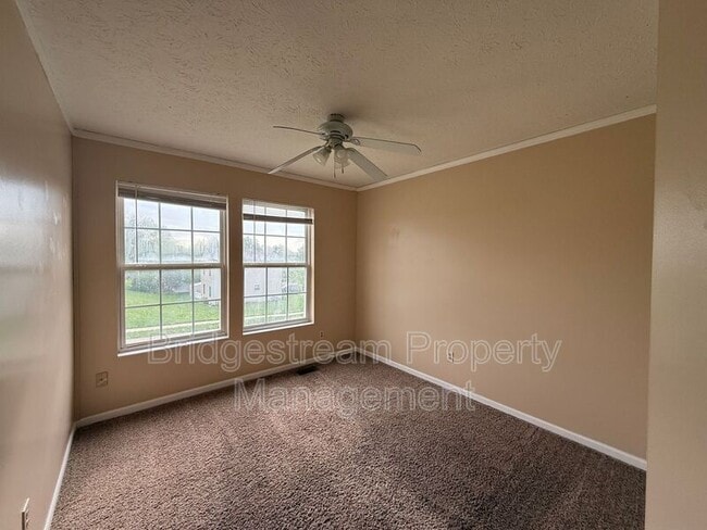 Building Photo - 381 Sherman Dr