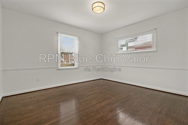 Building Photo - 3942 Hemphill Way