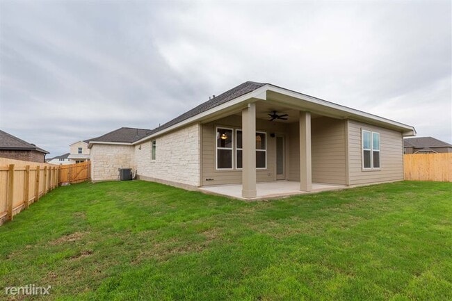 Building Photo - 3804 Sandhill Crane Dr