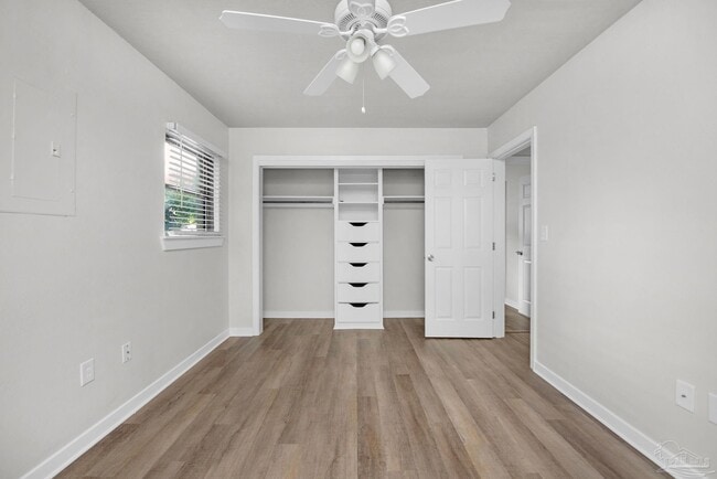 Building Photo - 3760 Bayou Blvd