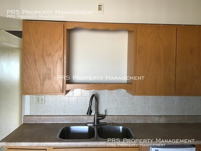 Building Photo - Retirement Community 55 & Older ONLY