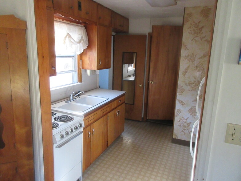 Building Photo - 719 Vincent Ct