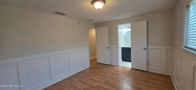 Building Photo - 1306 Osceola Ave
