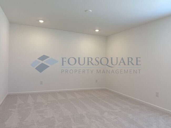 Building Photo - Spacious 4-Bed Home with Flex Room, Loft, Screened Porch & 2-Car Garage – Convenient to Angier an...
