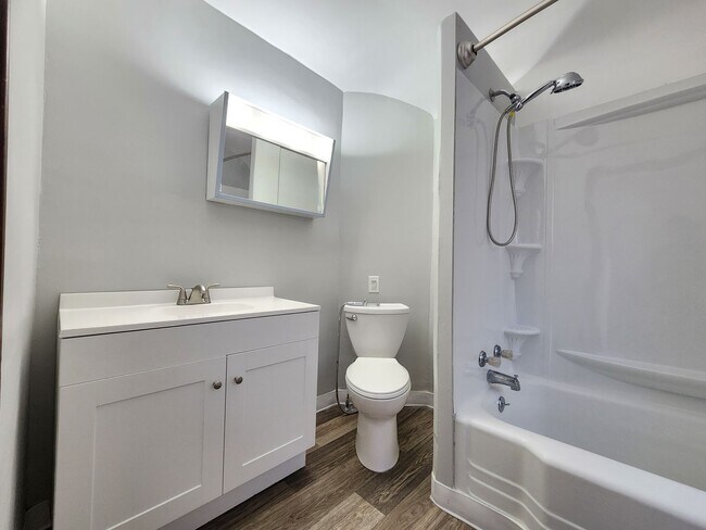 Building Photo - 183 N Wayne Ave