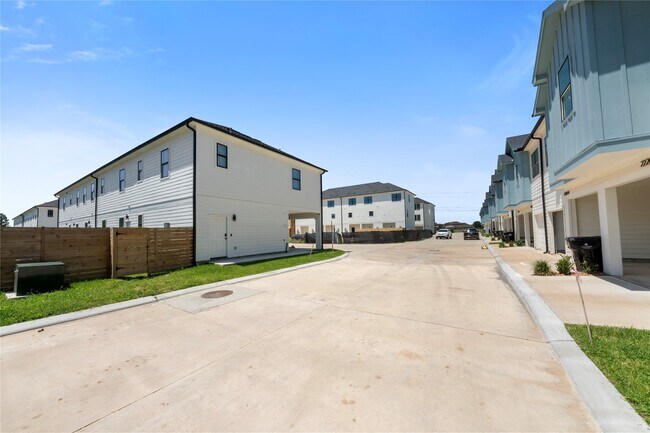 Building Photo - 3262 Sauce Pan Wy
