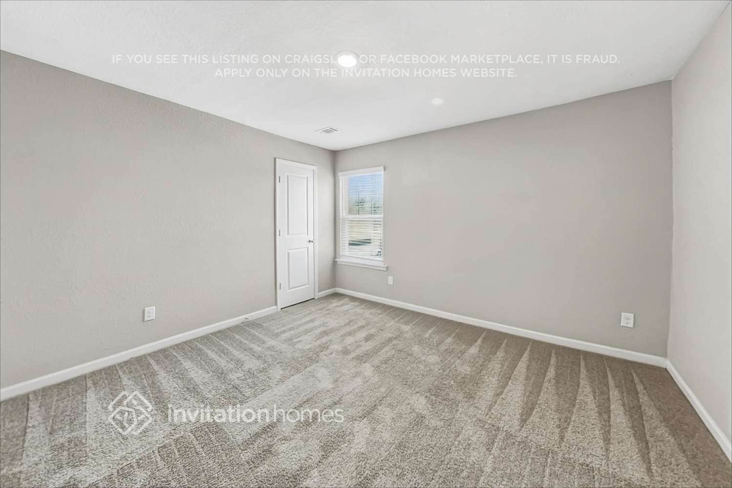 Building Photo - 407 Vermeer Ct