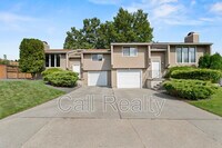 Building Photo - 1308 N Van Marter Rd