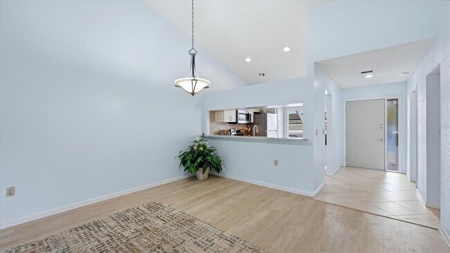 Building Photo - 5350 Myrtle Wood