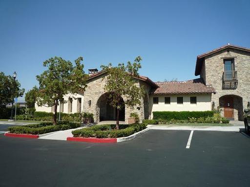 Building Photo - Bella Ventana 3 Bedroom Rental Home in Valencia!