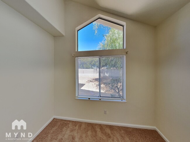 Building Photo - 5053 Moccasin Way