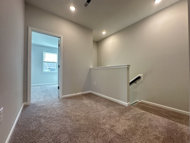 Building Photo - 2815 Carbondale Ct