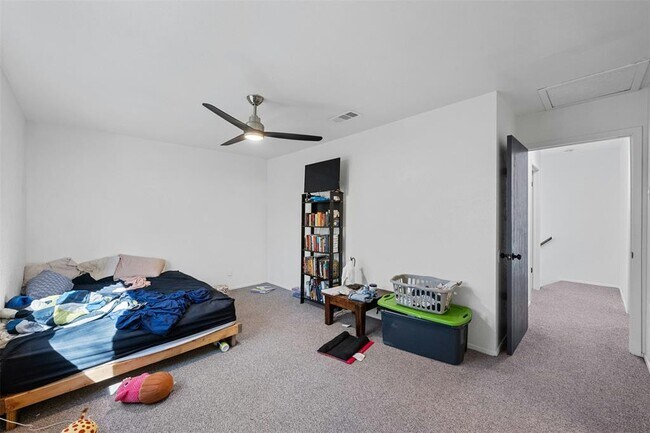 Building Photo - 6101 Asa Dr