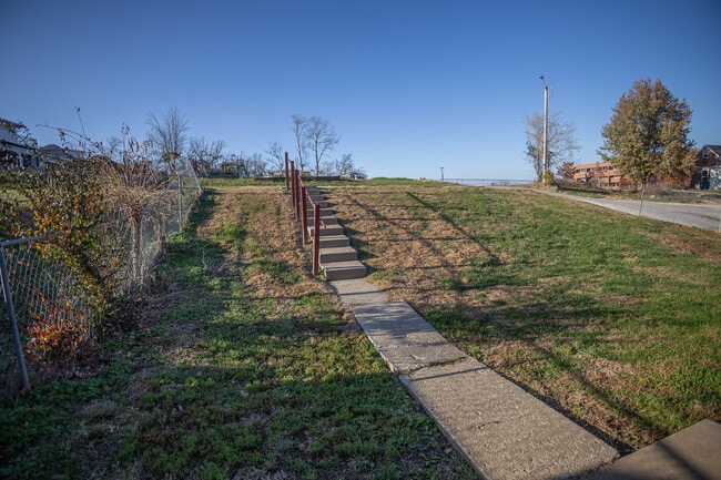 Building Photo - 710 Jackson St