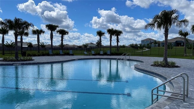 Building Photo - 2367 White Cedar Wy