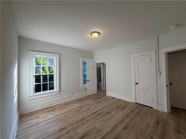 Building Photo - 1026 Inverness Ave