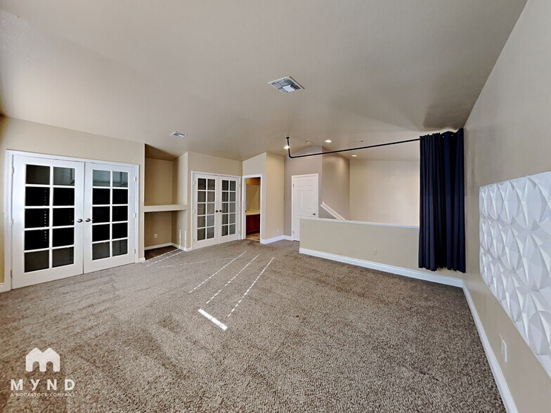 Building Photo - 5928 Chisolm Trail