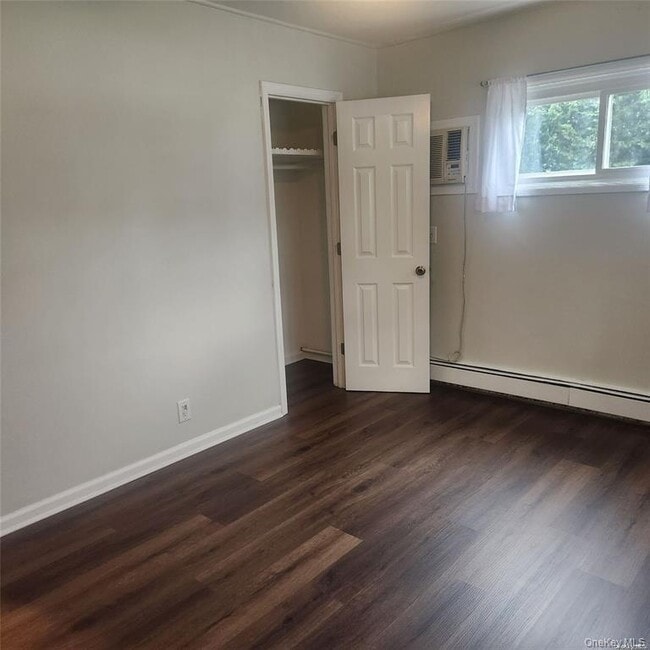 Building Photo - 30 Montgomery Ave