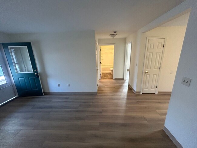 Building Photo - 34 Lafayette St