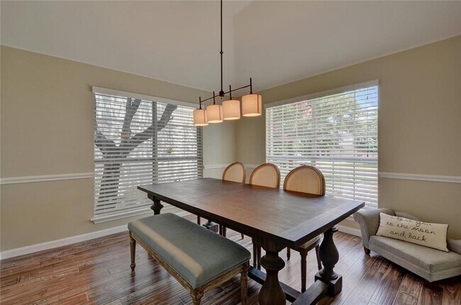 Building Photo - 8604 Neider Dr