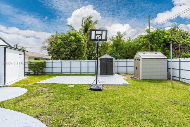 Building Photo - 11220 SW 181st Terrace