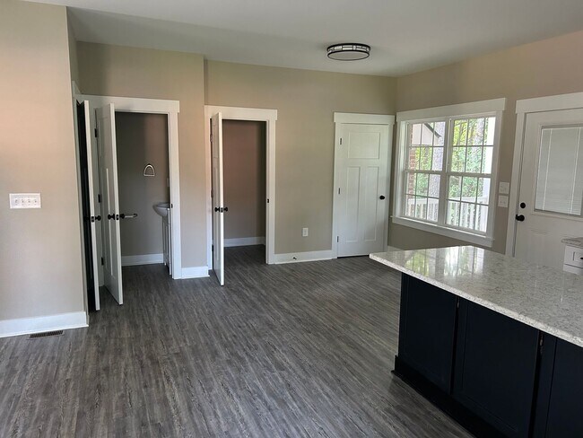 Building Photo - For Rent: Like New 3-Bedroom 2.5 Bath Home...